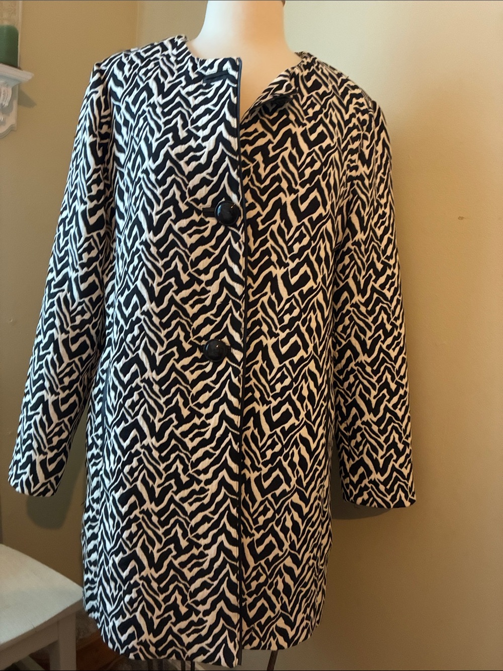 Chico's Black & White Graphic Pattern Pea Coat